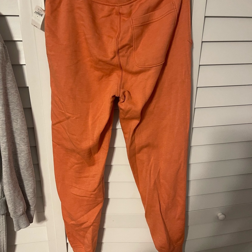 Brand New Mens Old Navy Size Small Orange Sweatpants